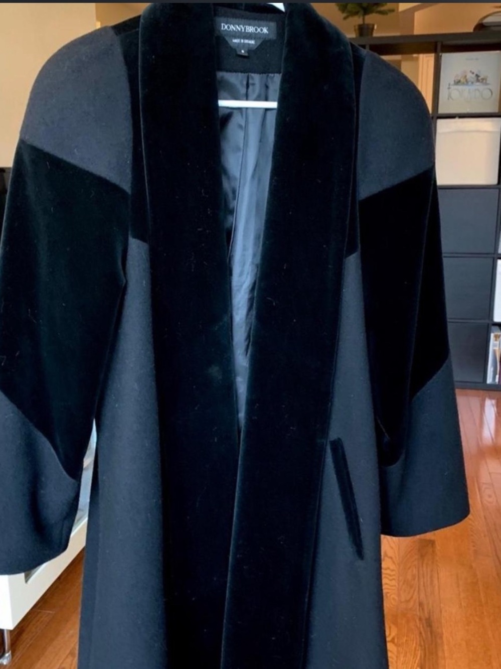 Vintage AUTHENTIC Donna Ricco Wool Black Coat